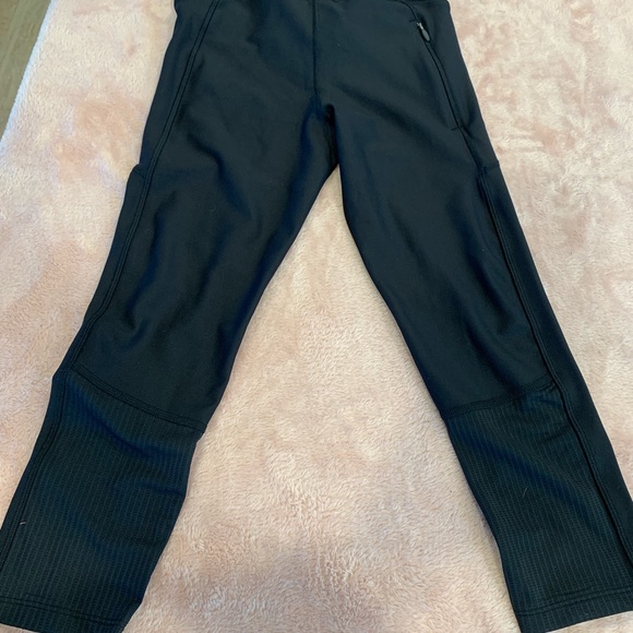 New! Under Armour Heat Gear Workout Capris - Picture 4 of 8